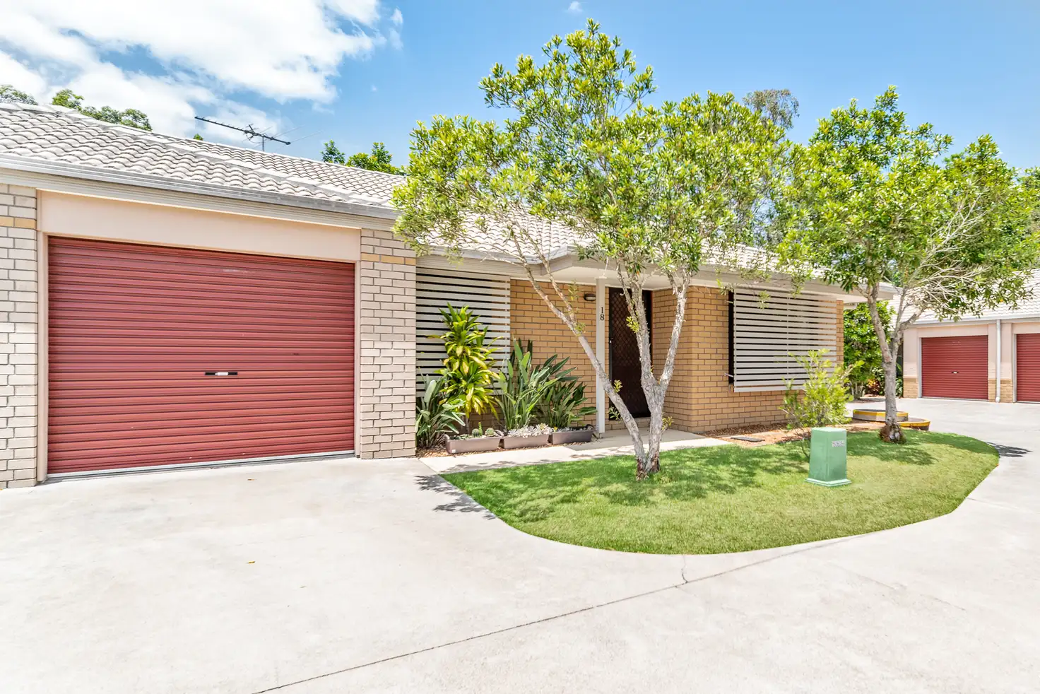 Main view of Homely townhouse listing, 18/20 Neiwand Street, Calamvale QLD 4116