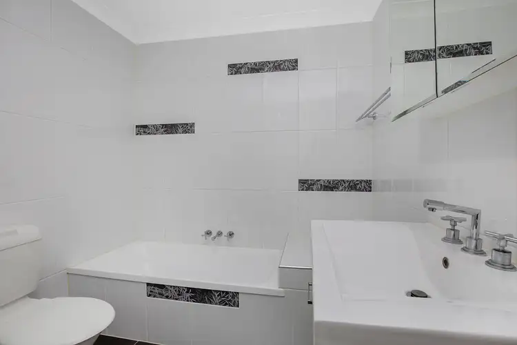 Sixth view of Homely townhouse listing, 1038/6 CRESTRIDGE CRESCENT, Oxenford QLD 4210