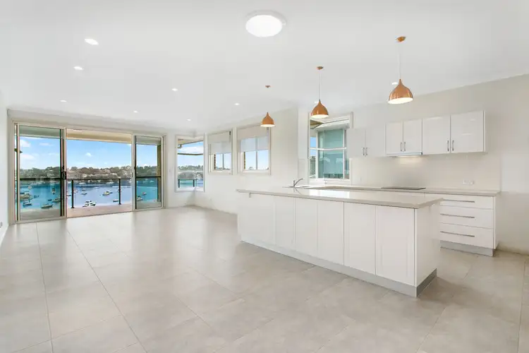 2/92 PARTHENIA STREET