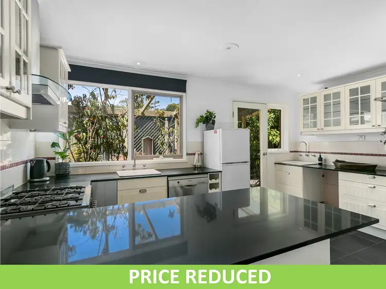 3 Yambill Avenue, Rosebud VIC 3939