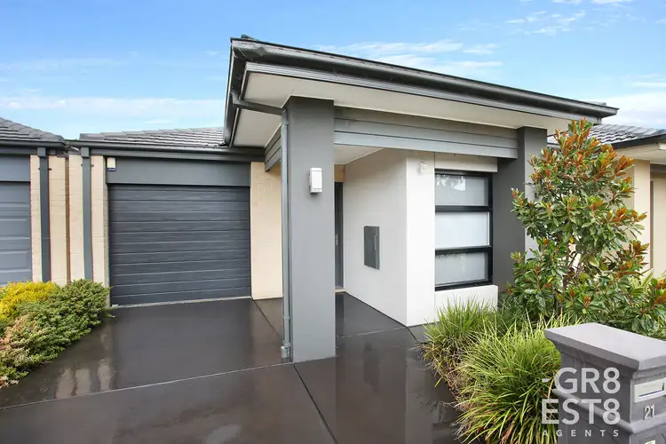 21 Artfield Street, Cranbourne East VIC 3977