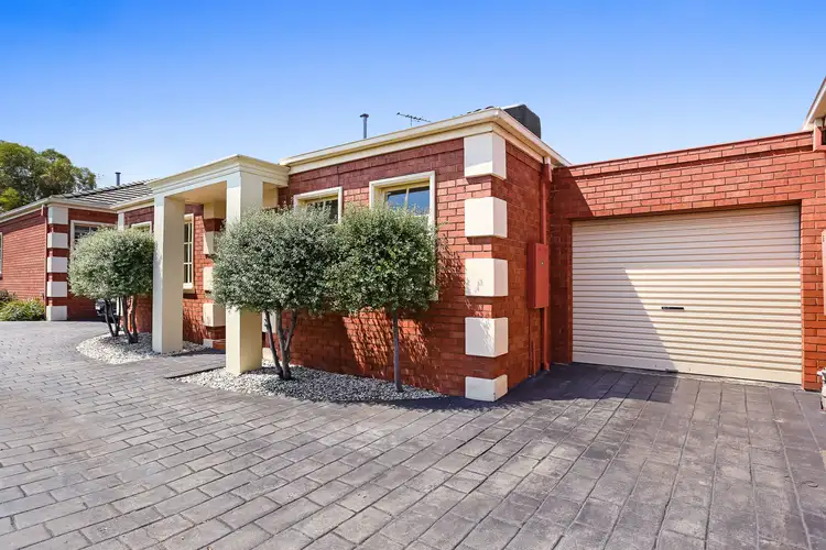 2/21 Lex Grove, Oak Park VIC 3046