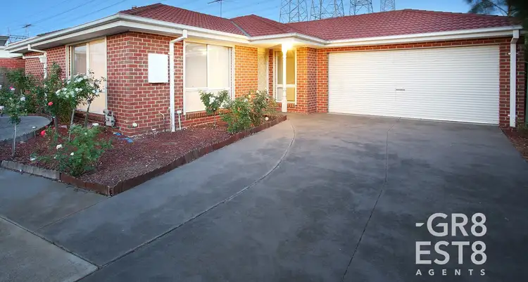 2/38 Kirkwood Crescent, Hampton Park VIC 3976