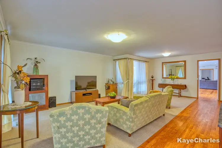 Fifth view of Homely house listing, 4 Earlston Square, Berwick VIC 3806