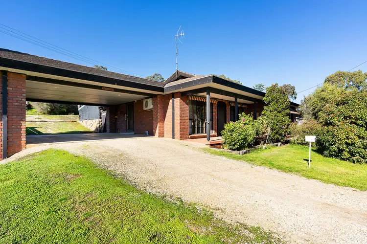 6 Simpson Street, Campbells Creek VIC 3451