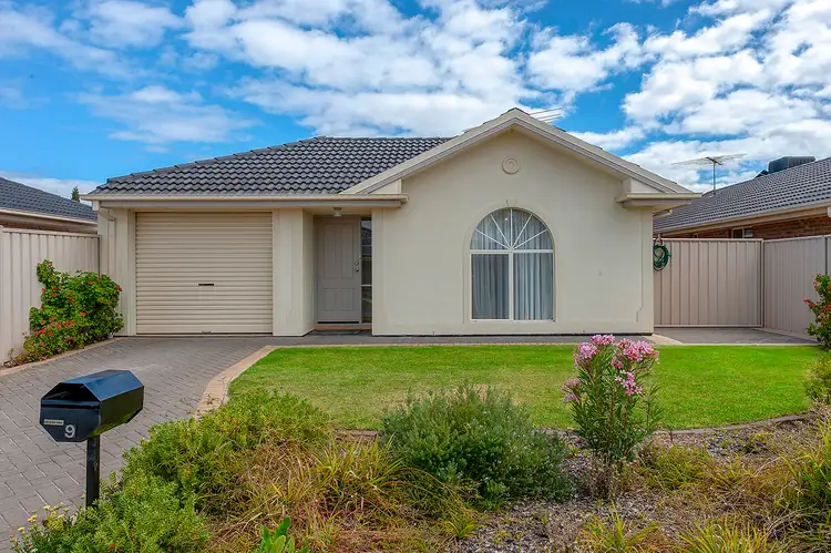 9 PEBBLE COURT, Aldinga Beach SA 5173