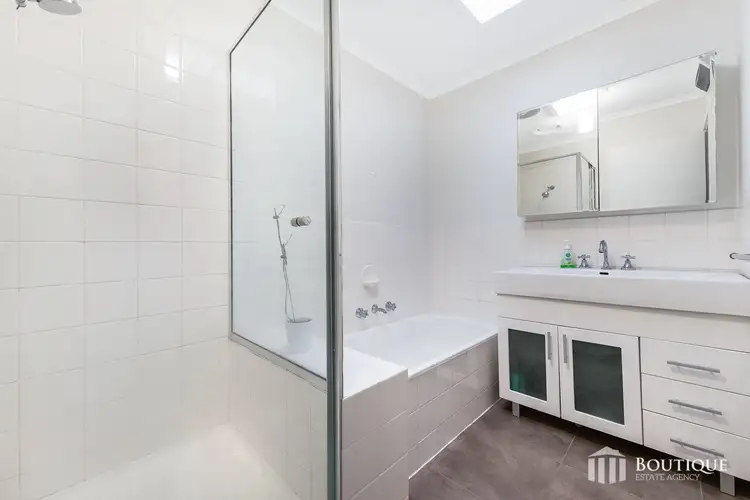 Fourth view of Homely unit listing, 17/310 Warrigal Road, Cheltenham VIC 3192