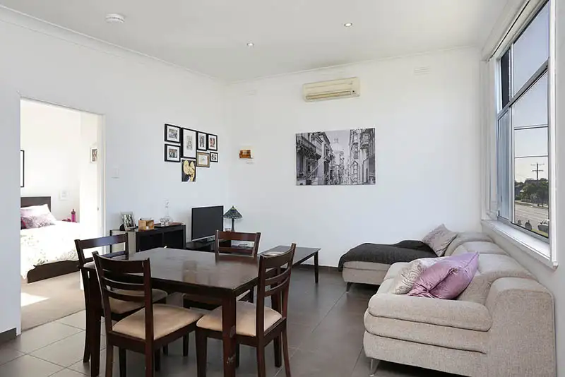 Main view of Homely flat listing, 3/6 Blyth Street, Altona VIC 3018
