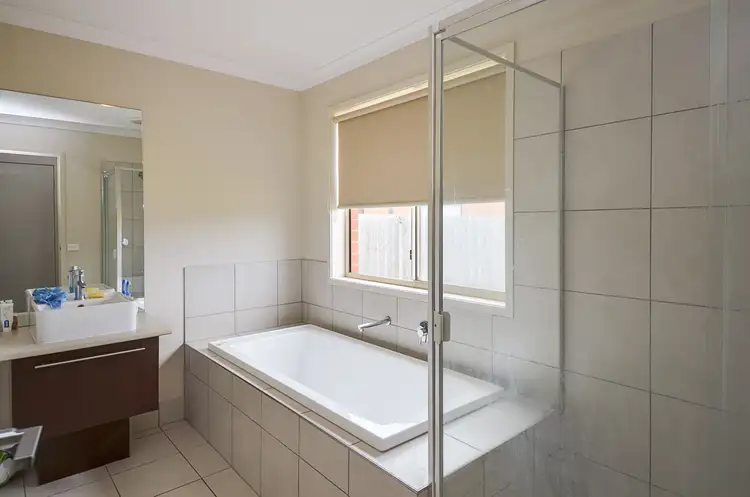 Fifth view of Homely house listing, 23 Horatio Court, Portland VIC 3305