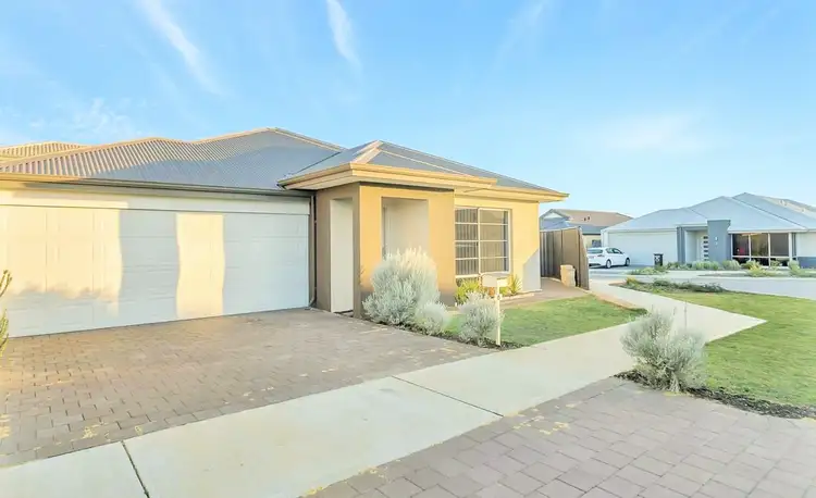 6 Farnese Way, Banksia Grove WA 6031
