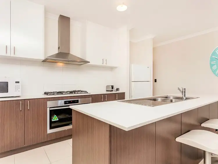 Sixth view of Homely house listing, 6 Farnese Way, Banksia Grove WA 6031