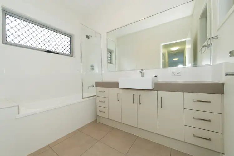 Seventh view of Homely townhouse listing, 1/7 debra st, Salisbury QLD 4107