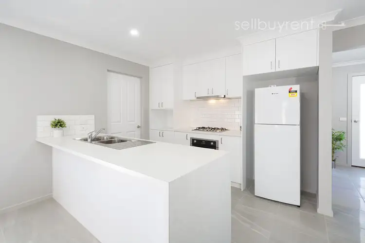 Second view of Homely house listing, 1/18 MIDDLETON CRESCENT, Wodonga VIC 3690