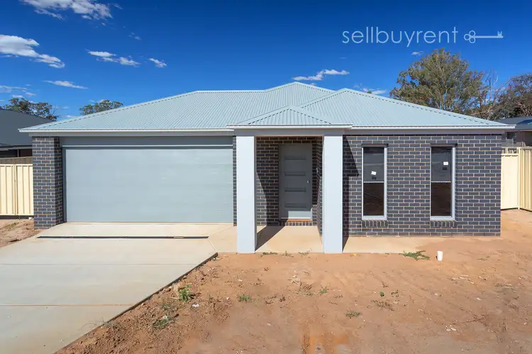 11 LEXCEN STREET, Baranduda VIC 3691