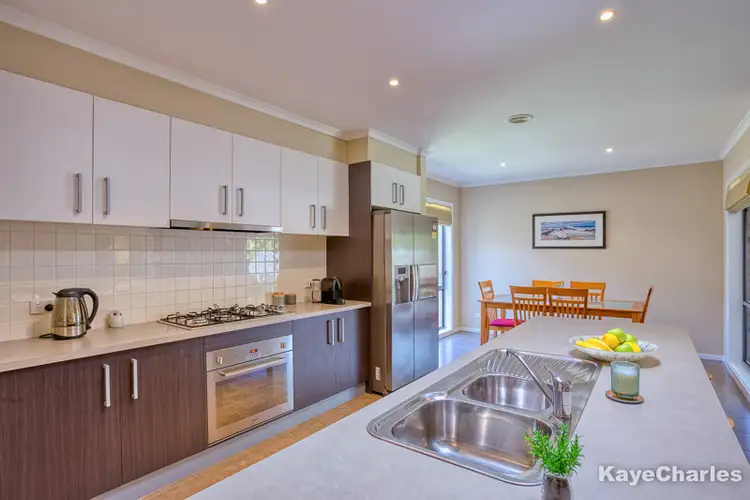 Fourth view of Homely house listing, 9 Florida Court, Berwick VIC 3806