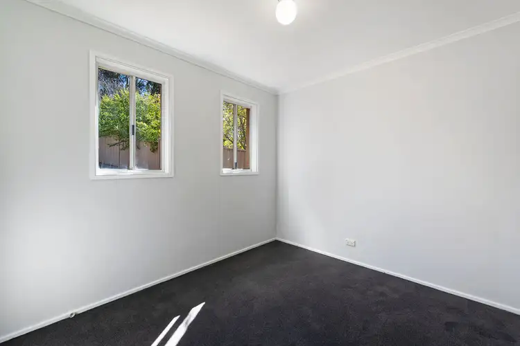 Fifth view of Homely house listing, 10 KITCHENER CRESCENT, Seymour VIC 3660