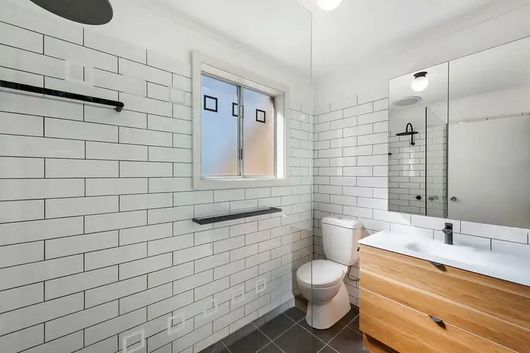 Sixth view of Homely house listing, 10 KITCHENER CRESCENT, Seymour VIC 3660