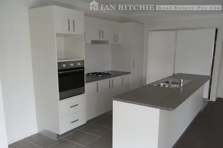 Fifth view of Homely house listing, 50 Gabrielle Court, Lavington NSW 2641