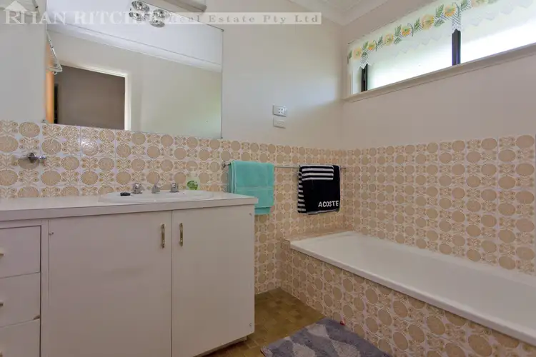 Fifth view of Homely house listing, 381 Elton Court, Lavington NSW 2641