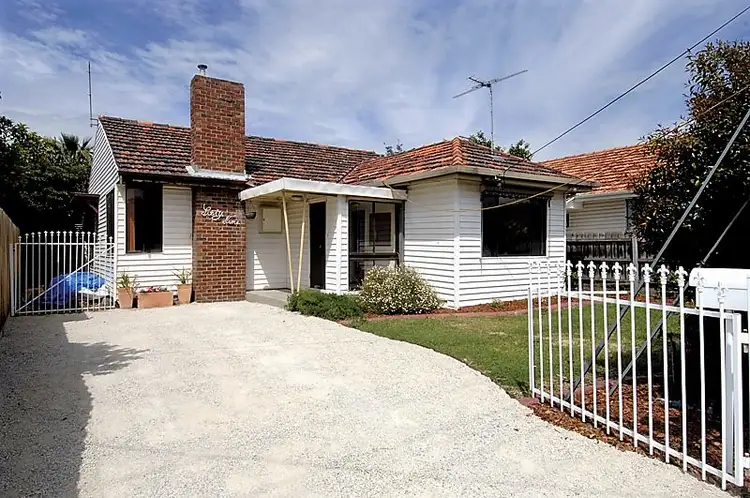 69 Woods Street, Newport VIC 3015