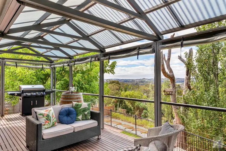 2 Third Avenue, Bridgewater SA 5155