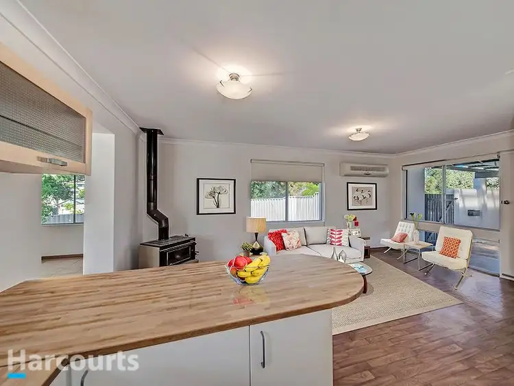 Fifth view of Homely house listing, 2 Chrisp Place, Yanchep WA 6035