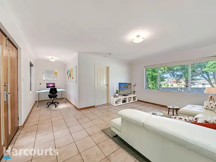 Sixth view of Homely house listing, 2 Chrisp Place, Yanchep WA 6035