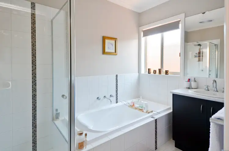 Seventh view of Homely house listing, 39 Madeira Close, Portland VIC 3305