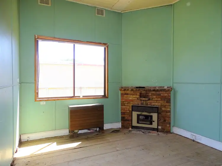 Fifth view of Homely house listing, 18 McKenzie Street, Kerang VIC 3579
