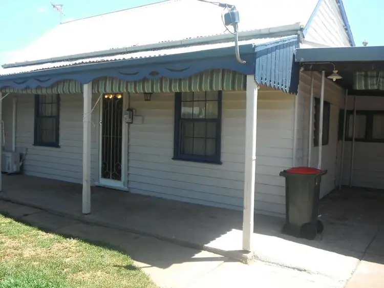 10 Church Street, Nhill VIC 3418