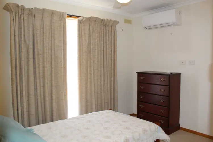 Sixth view of Homely unit listing, Unit 4/18-20 Brougham Street, Nhill VIC 3418