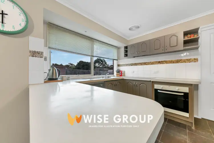 Sixth view of Homely house listing, 1 Raduett Court, Endeavour Hills VIC 3802
