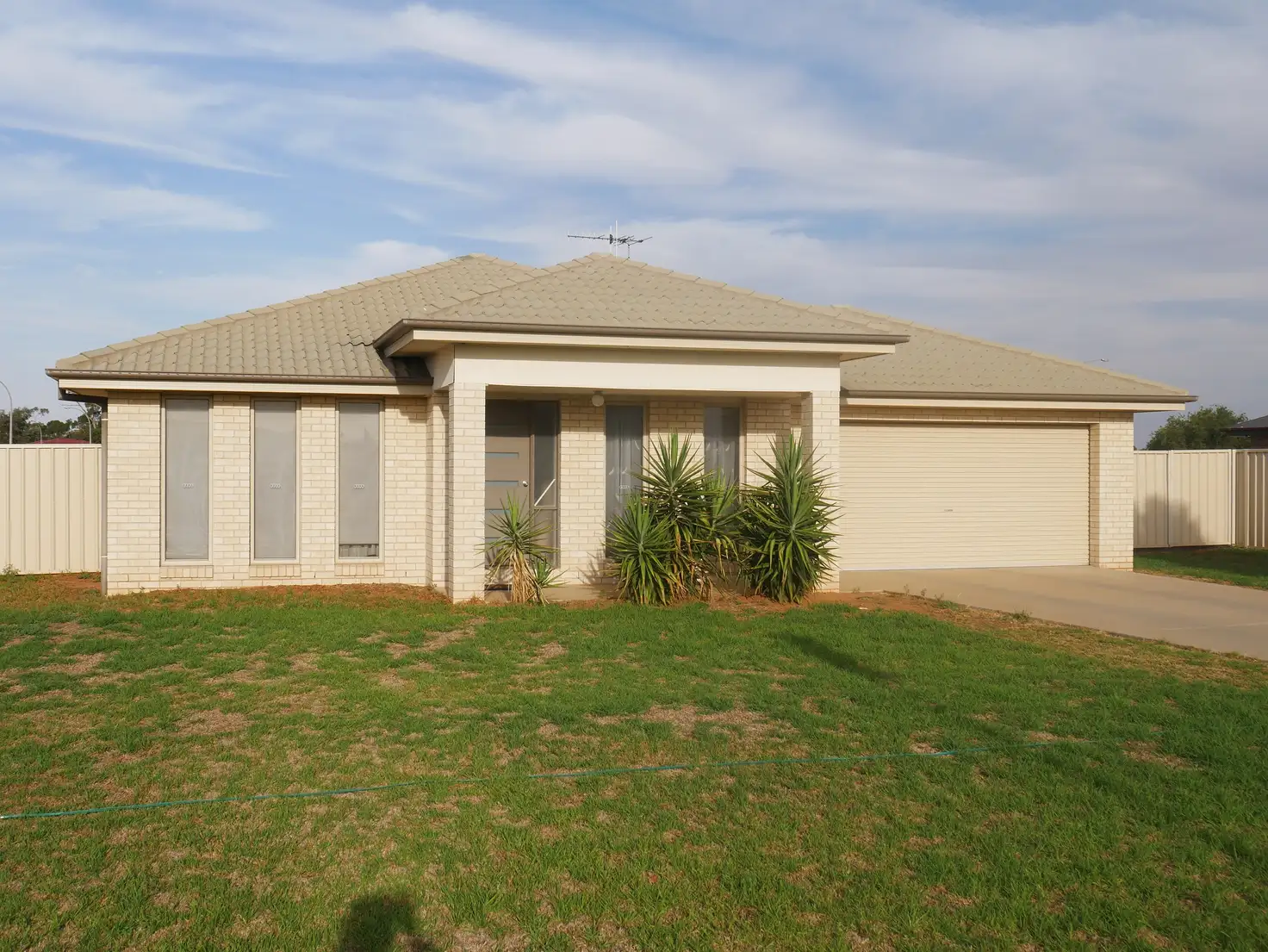 Main view of Homely house listing, 32 Lake Paddock Drive, Leeton NSW 2705