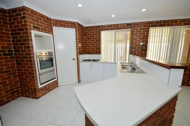 35 Sandridge Street, Gosnells WA 6110