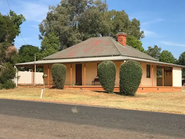 24 Boree Street, Cudal NSW 2864