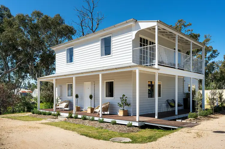 8 Binghams Road, Harcourt VIC 3453