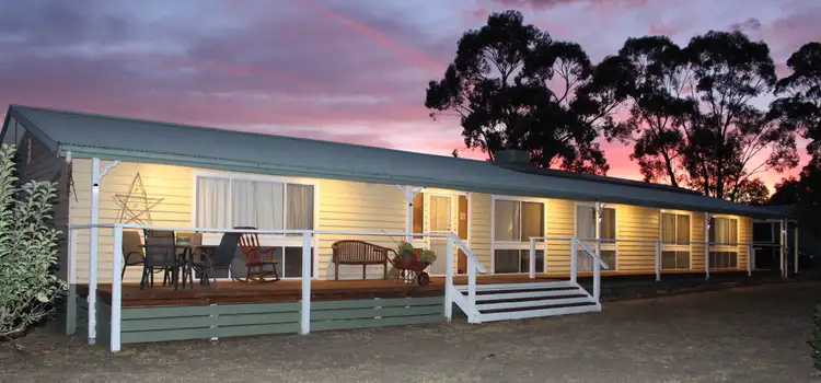 61 Taggart Drive, Daisy Hill VIC 3465