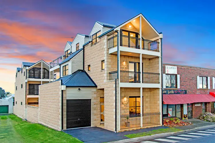 4 Gore Place, Portland VIC 3305