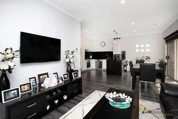 2/178 Parer Road, Airport West VIC 3042