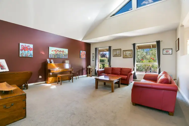 28 Jacksons Creek Way, Gisborne VIC 3437
