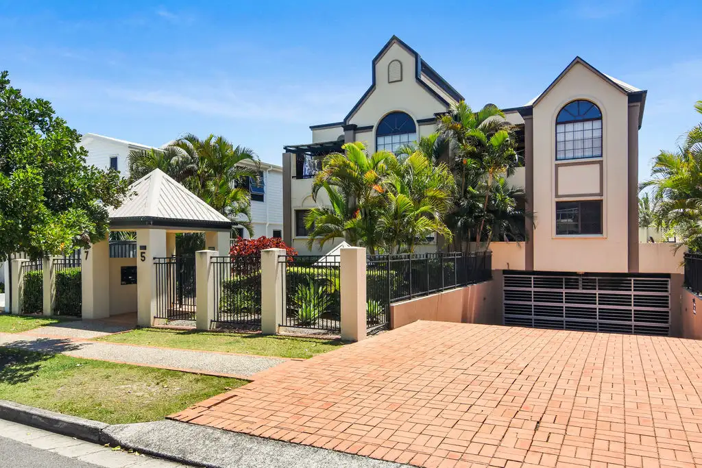 Main view of Homely unit listing, 1/5 Sportsman Avenue, Mermaid Beach QLD 4218