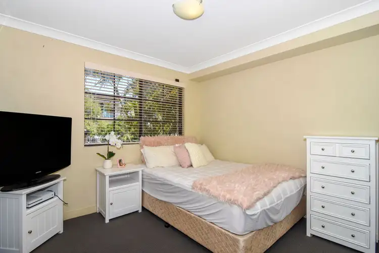 Sixth view of Homely unit listing, 1/5 Sportsman Avenue, Mermaid Beach QLD 4218