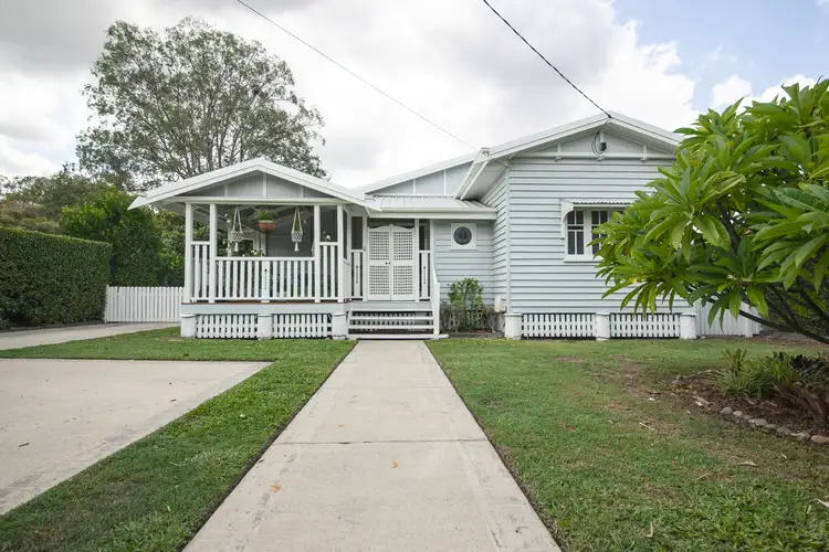 4 BOURKE STREET, Brassall QLD 4305