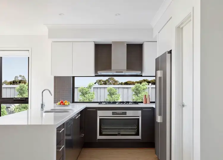 Second view of Homely house listing, 11/6-8 Sylvanwood Crescent, Narre Warren VIC 3805