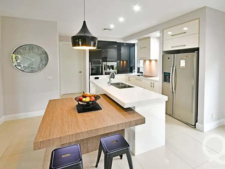 Fifth view of Homely house listing, 4 Silverwood Drive, Warragul VIC 3820