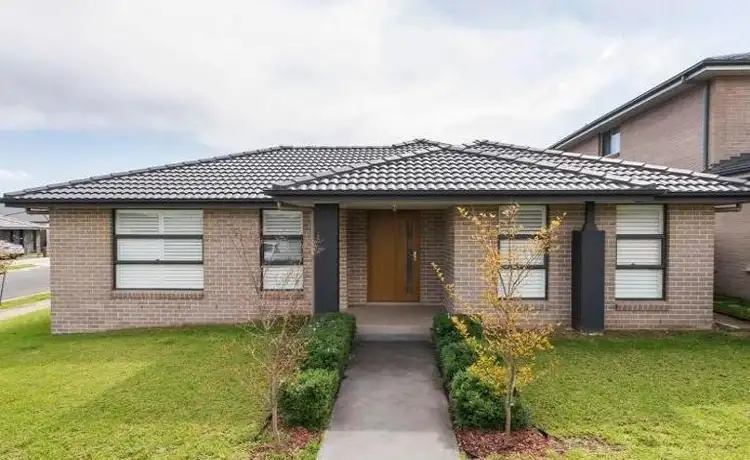 15 Buchanan St, Jordan Springs NSW 2747