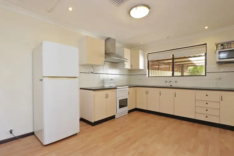 14A Dodds Place, Beechboro WA 6063