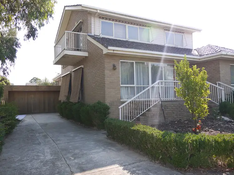 13 Renshaw Street, Doncaster East VIC 3109