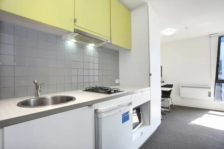 411/2 EASTERN PLACE, Hawthorn East VIC 3123