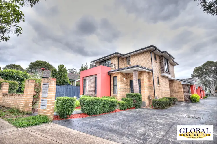 28 Girraween Rd, Girraween NSW 2145